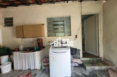 Ch&aacute;cara &agrave; venda - 1000m&sup2; - Zona Rural