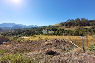 Terreno &agrave; venda - 200m&sup2; - Veredas da Serra
