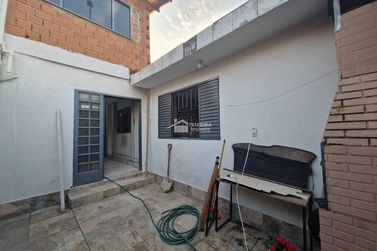 Casa para alugar - Jardim Santa B&aacute;rbara