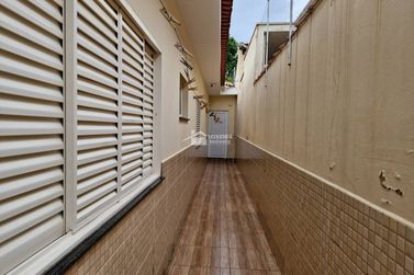 Casa &agrave; venda - 120m&sup2; - 