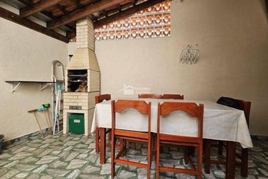 Sobrado &agrave; venda - 88m&sup2; - Jardim Muterle