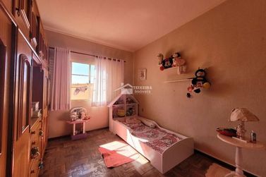 Casa &agrave; venda - 281m&sup2; - Jardim Bela Vista
