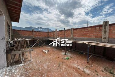 Casa &agrave; venda - 81m&sup2; - Parque S&atilde;o Cristov&atilde;o