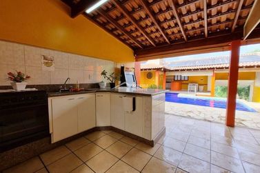 Casa &agrave; venda - 388m&sup2; - Jardim Panorama