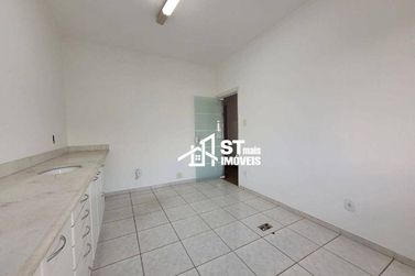 Casa para alugar - 272m&sup2; - Centro