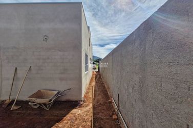 Casa &agrave; venda - 61m&sup2; - Jardim Heloisa