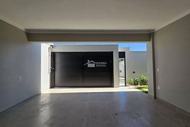 Casa &agrave; venda - 200m&sup2; - Jardim Mirante