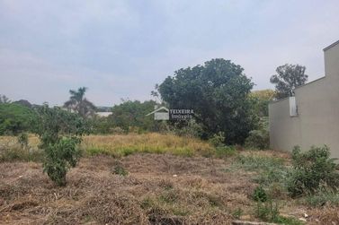 Terreno &agrave; venda - 278m&sup2; - Morada dos P&aacute;ssaros