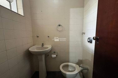 Casa &agrave; venda - 274m&sup2; - Centro