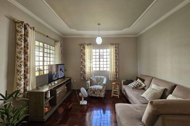 Casa &agrave; venda - 177m&sup2; - Centro