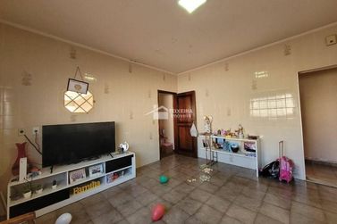 Casa &agrave; venda - 281m&sup2; - Jardim Bela Vista