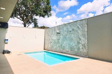 Casa &agrave; venda - 195m&sup2; - Jardim Panorama