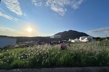 Terreno &agrave; venda - Jardim Alto da Bela Vista