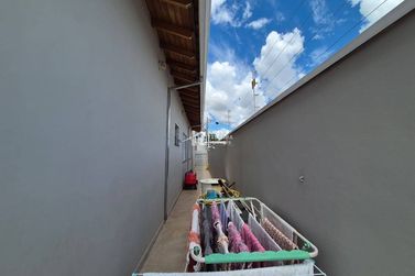 Casa &agrave; venda - 203m&sup2; - Jardim Mantiqueira II