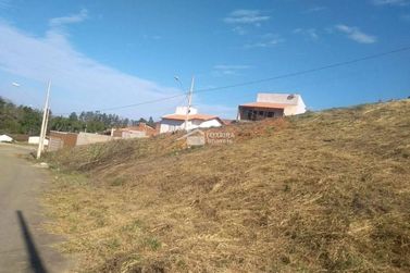 Terreno &agrave; venda - 210m&sup2; - David de Paula