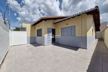 Casa &agrave; venda - 200m&sup2; - Jardim Rio Negro