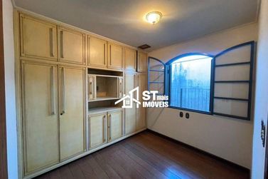 Casa para alugar - 173m&sup2; - Centro