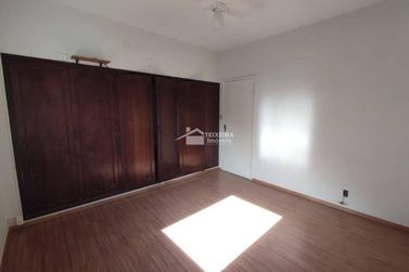 Casa &agrave; venda - 238m&sup2; - Centro
