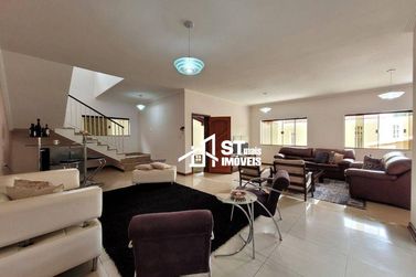 Casa &agrave; venda - 304m&sup2; - Mantiqueira Boulevard