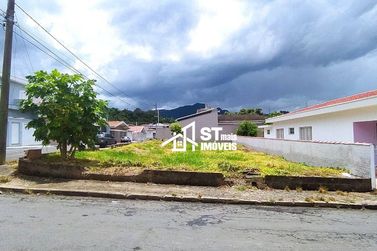 Terreno &agrave; venda - 392m&sup2; - Vila Mosconi