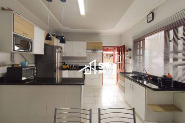 Casa &agrave; venda - Jardim Ipe