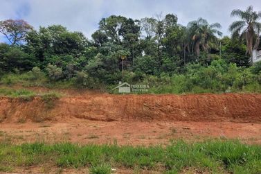 Terreno &agrave; venda - 298m&sup2; - Recanto da Serra