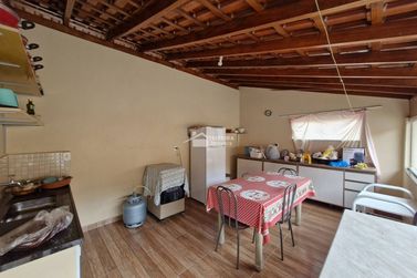 Casa &agrave; venda - 120m&sup2; - 