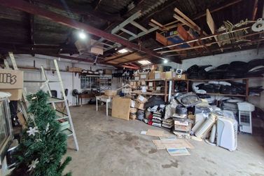 Sala Comercial &agrave; venda - 218m&sup2; - Centro