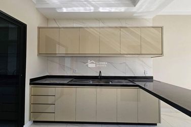 Apartamento &agrave; venda - 79m&sup2; - Jardim Mantiqueira II