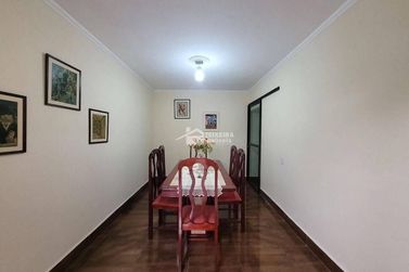 Casa &agrave; venda - 340m&sup2; - Centro