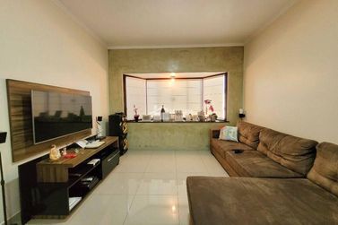 Casa &agrave; venda - 90m&sup2; - Jardim Ip&ecirc;