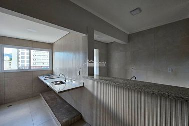 Apartamento &agrave; venda - 79m&sup2; - Centro