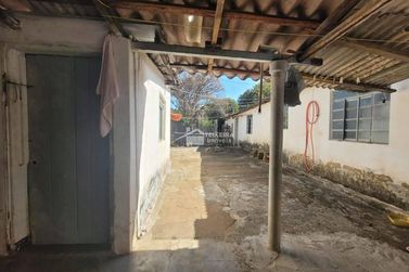 Casa &agrave; venda - 783m&sup2; - Centro