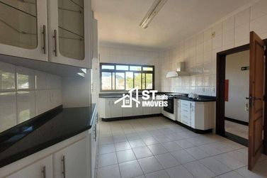 Apartamento &agrave; venda - 164m&sup2; - Centro