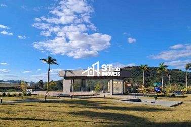 Terreno &agrave; venda - 1000m&sup2; - Quinta das Flores