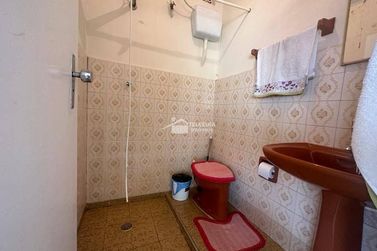 Casa &agrave; venda - 300m&sup2; - Centro