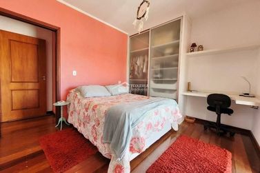 Casa &agrave; venda - 304m&sup2; - Mantiqueira Boulevard
