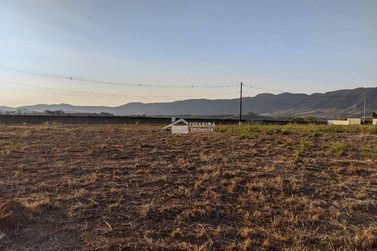 Terreno &agrave; venda - 535m&sup2; - Village