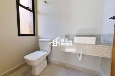 Casa &agrave; venda - 210m&sup2; - Jardim Mantiqueira 2