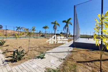 Terreno &agrave; venda - 1000m&sup2; - Quinta das Flores
