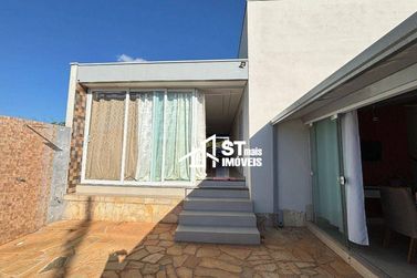 Ch&aacute;cara &agrave; venda - 456m&sup2; - &Aacute;rea Rural de Andradas