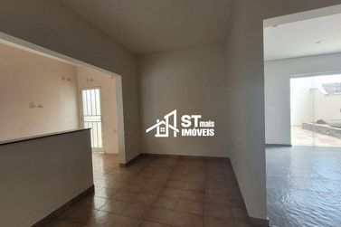 Casa &agrave; venda - 220m&sup2; - Centro