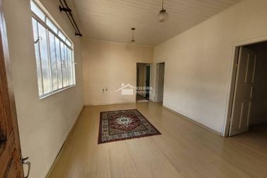 Casa &agrave; venda - 283m&sup2; - Centro
