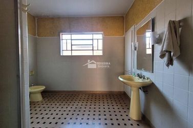 Casa &agrave; venda - 500m&sup2; - Centro