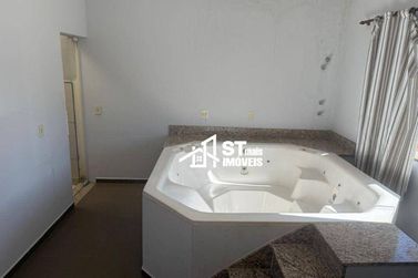 Sobrado para alugar - 150m&sup2; - Centro