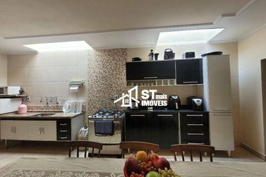 Casa &agrave; venda - 340m&sup2; - Vila Mosconi
