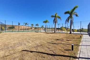 Terreno &agrave; venda - 1000m&sup2; - Quinta das Flores