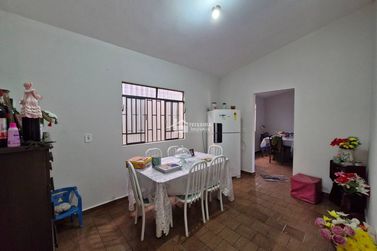Casa &agrave; venda - 210m&sup2; - Jardim Santo Ant&ocirc;nio