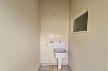 Casa para alugar - 100m&sup2; - Jardim Rio Negro