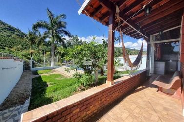 Ch&aacute;cara &agrave; venda - 70m&sup2; - Zona Rural
